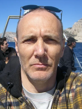 French men looking for love