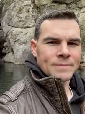 Canadian men looking for love