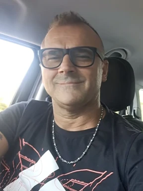 American men looking for love