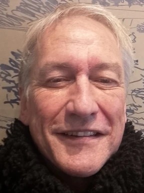 English men looking for love