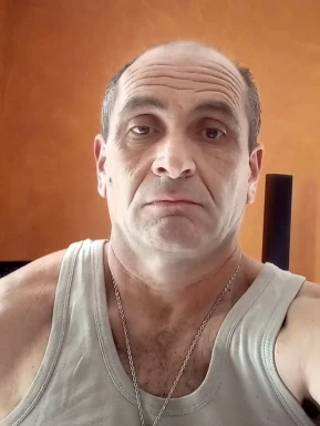French men looking for love