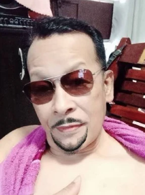 Foreign men for dating