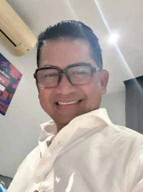 Foreign men for dating