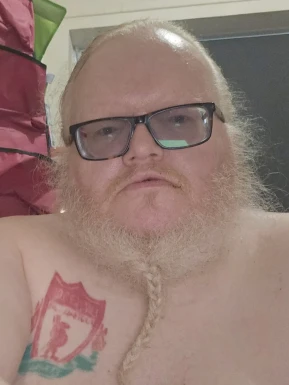 English men looking for love