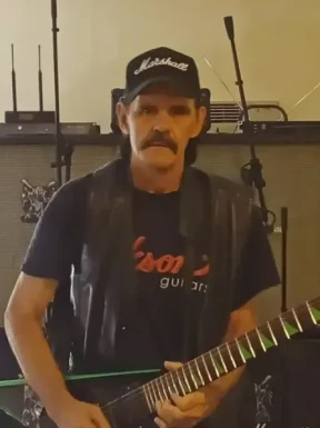 American men looking for love