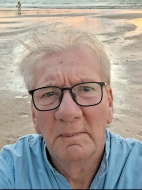 Foreign men for dating