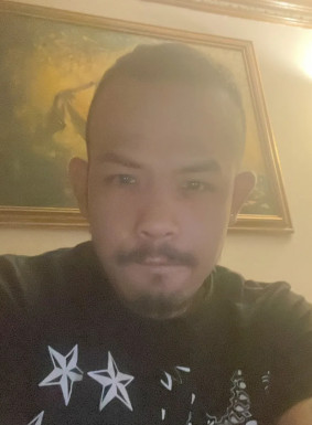 American men looking for love