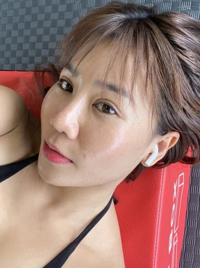 Thai girl for dating