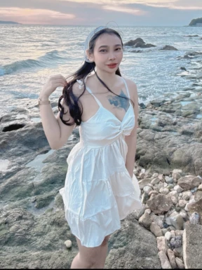 Thai girl for dating